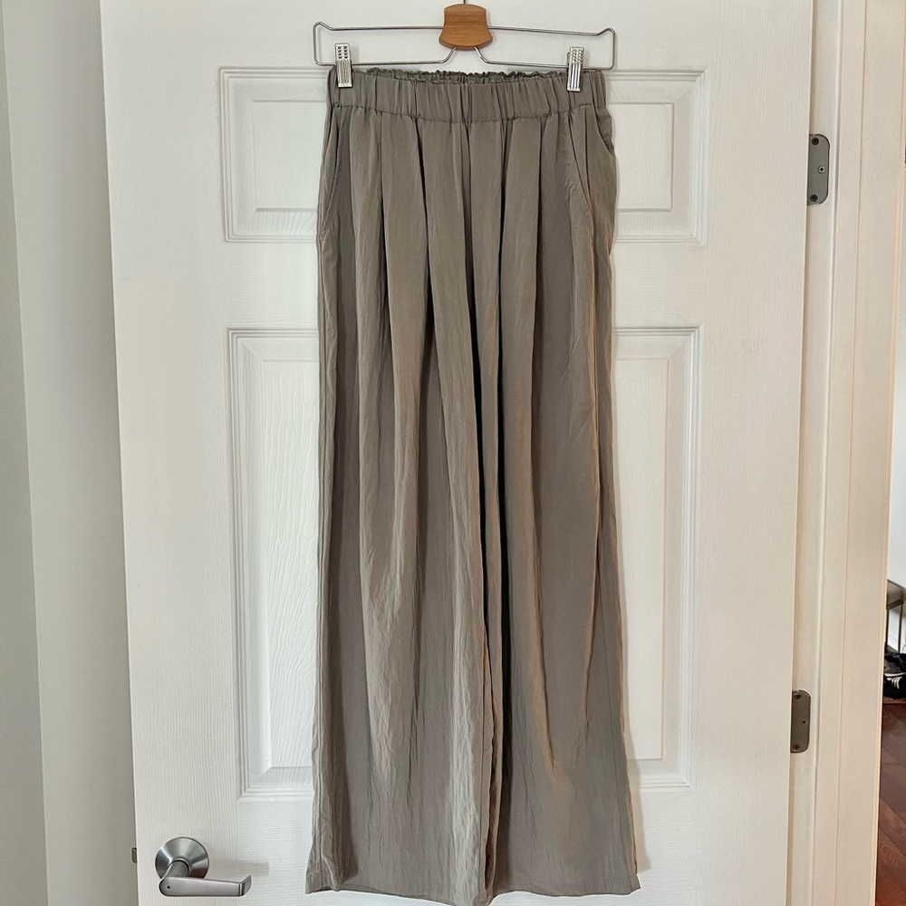 Soft Rayon Flowy Gray Wide-Leg Pants